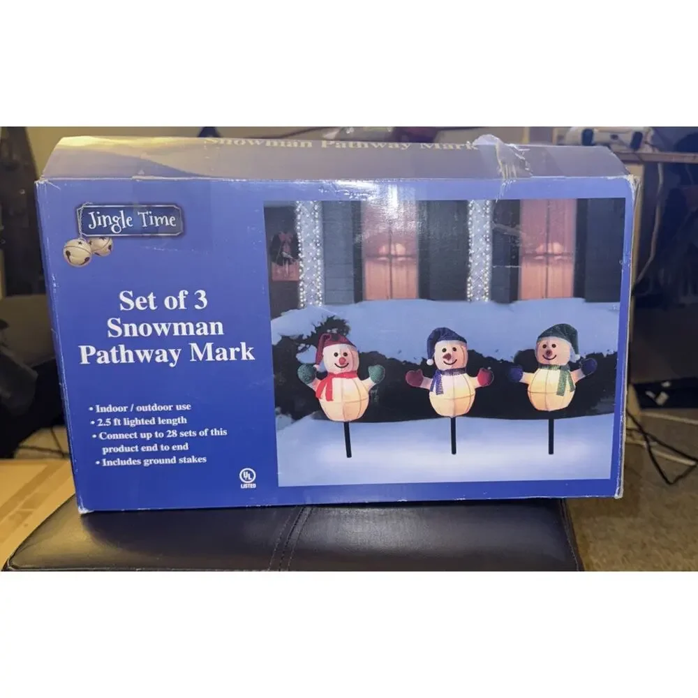 Set Of 3 Light Up Snow Man Patchy Way Marks Includes Ground Stakes